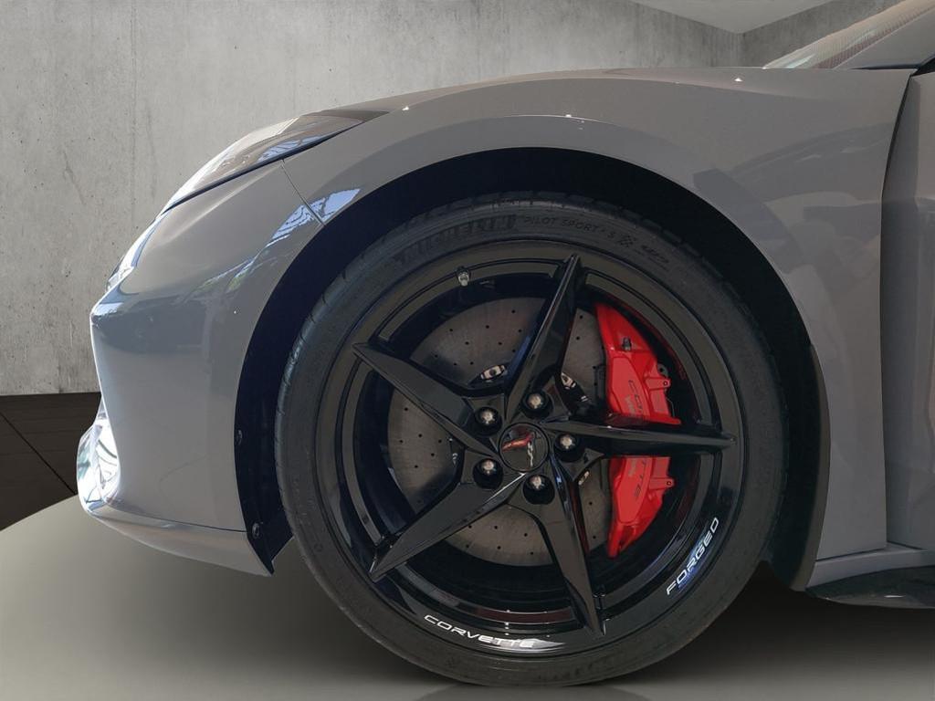 Corvette C8