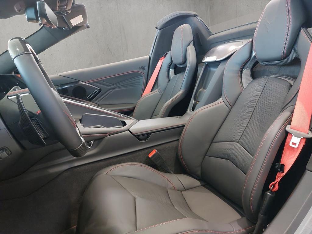 Corvette C8