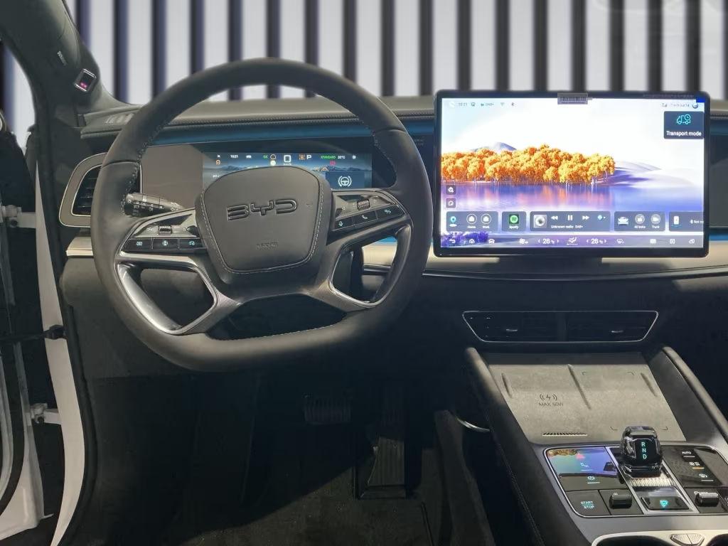 BYD Sealion 7