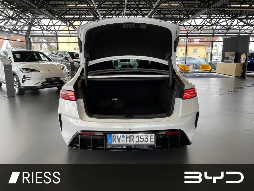 BYD Seal