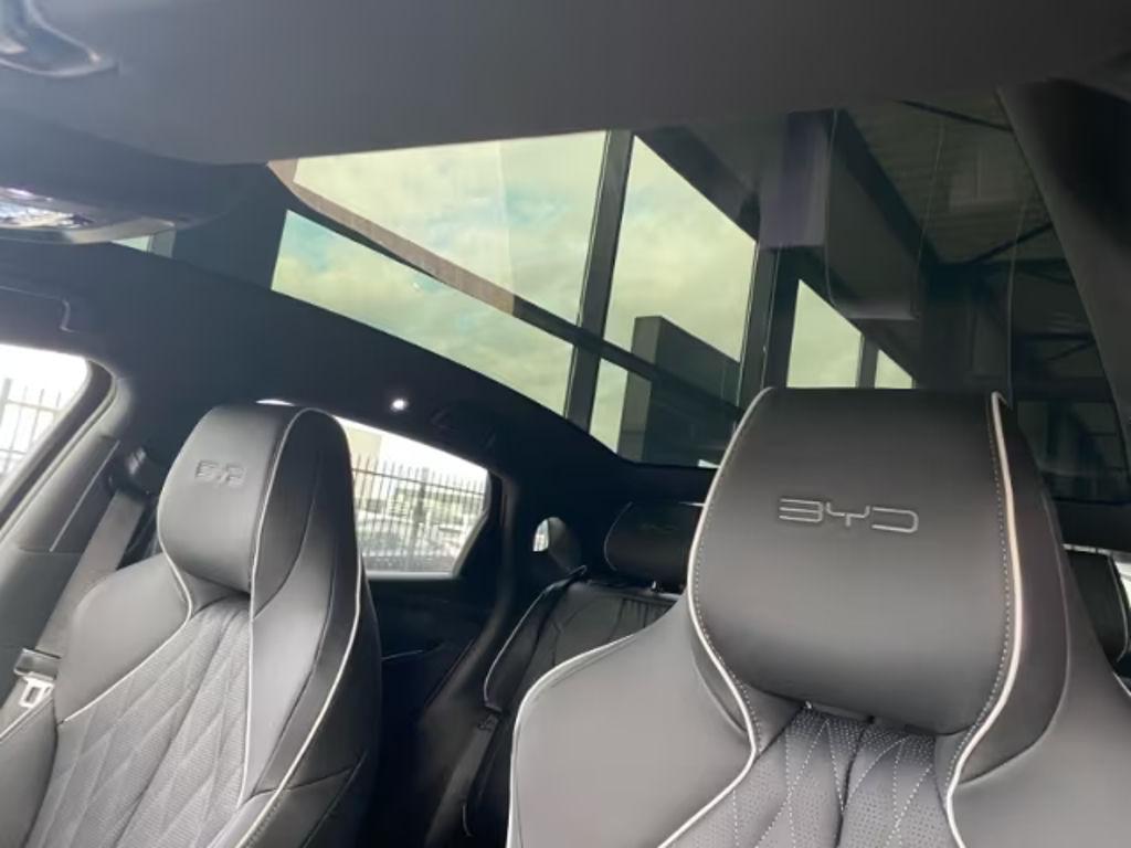 BYD Seal