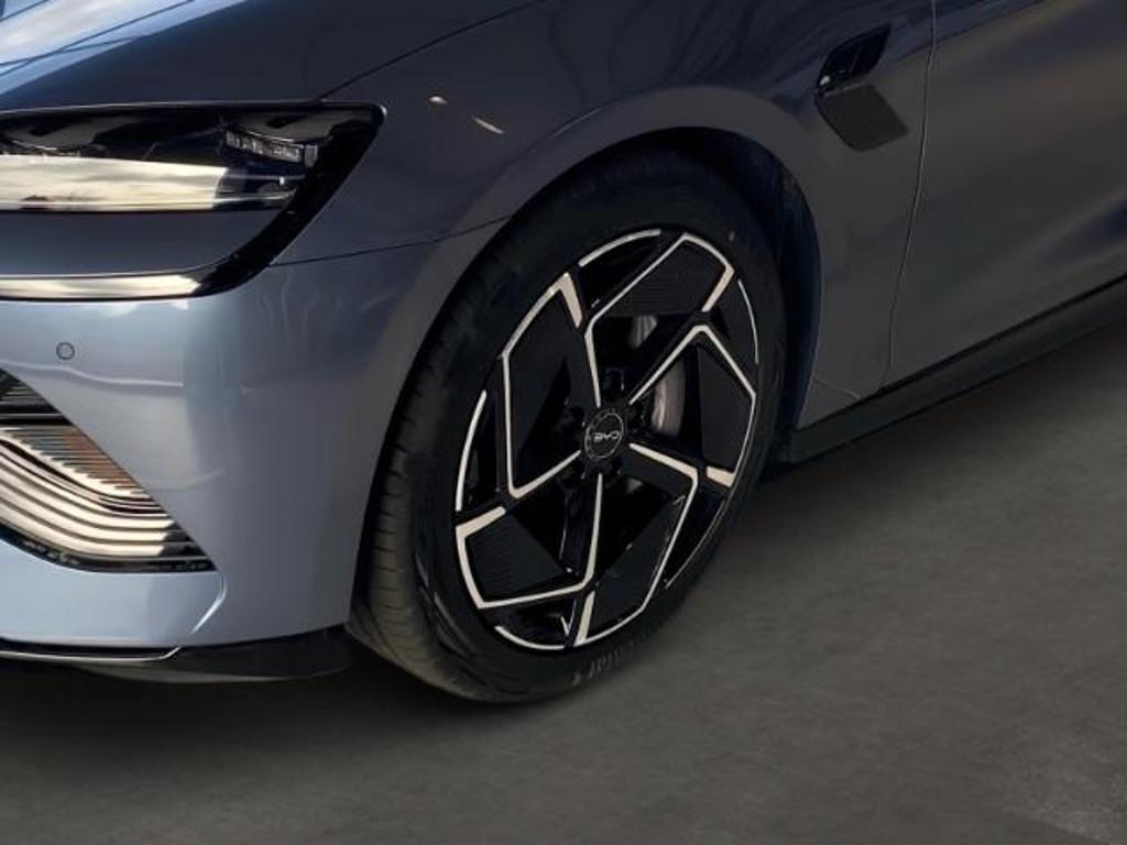 BYD Seal