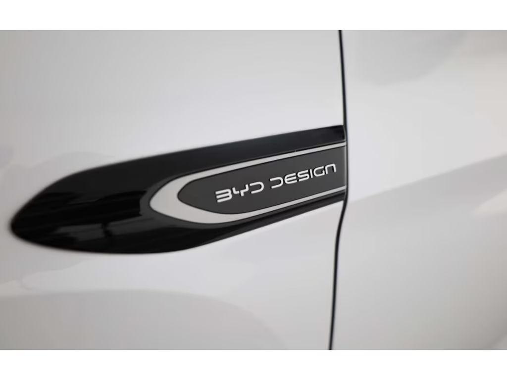 BYD Sealion 7