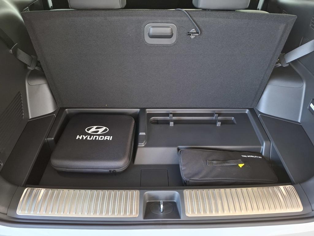 Hyundai IONIQ 9