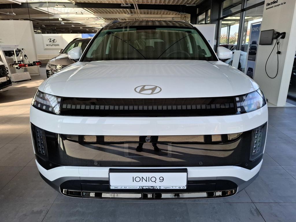 Hyundai IONIQ 9