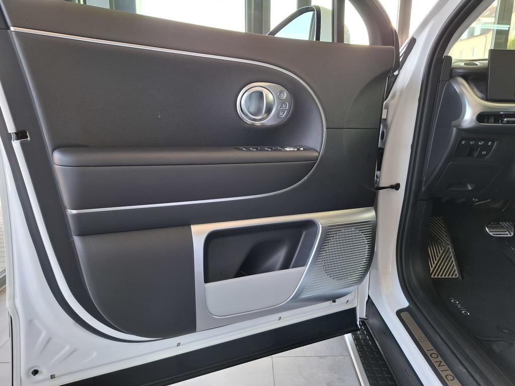 Hyundai IONIQ 9