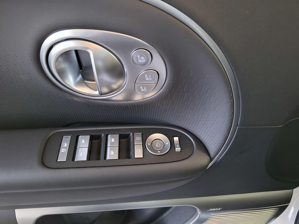 Hyundai IONIQ 9