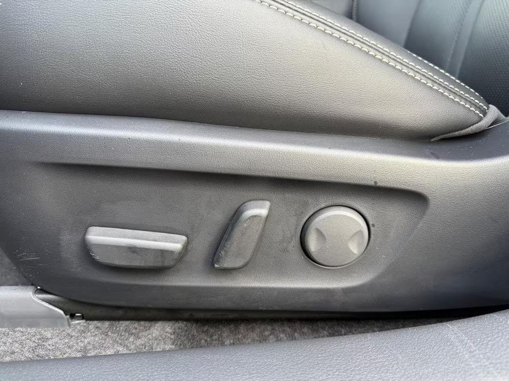 Mazda 6e