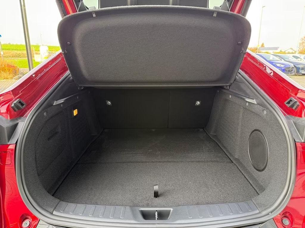 Mazda 6e