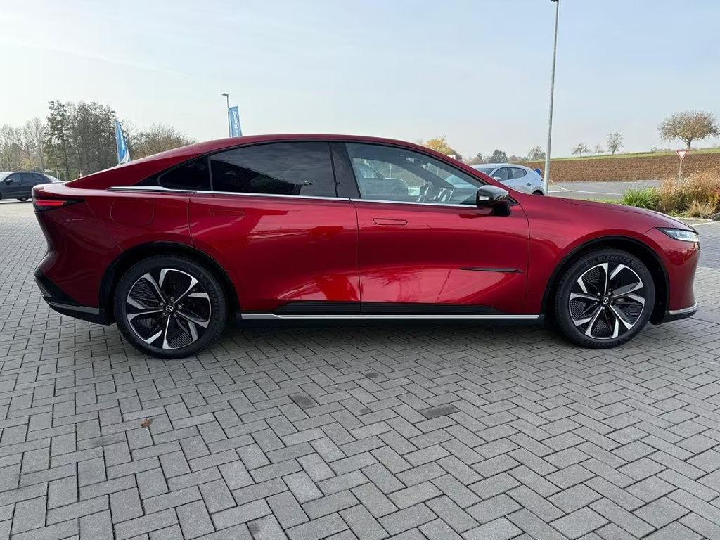 Mazda 6e