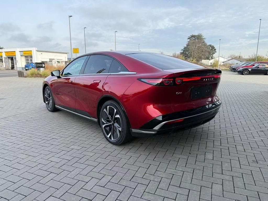 Mazda 6e