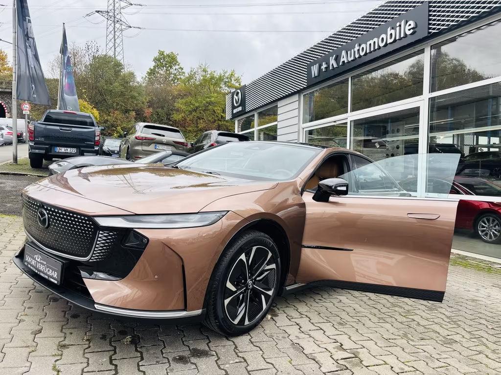 Mazda 6e