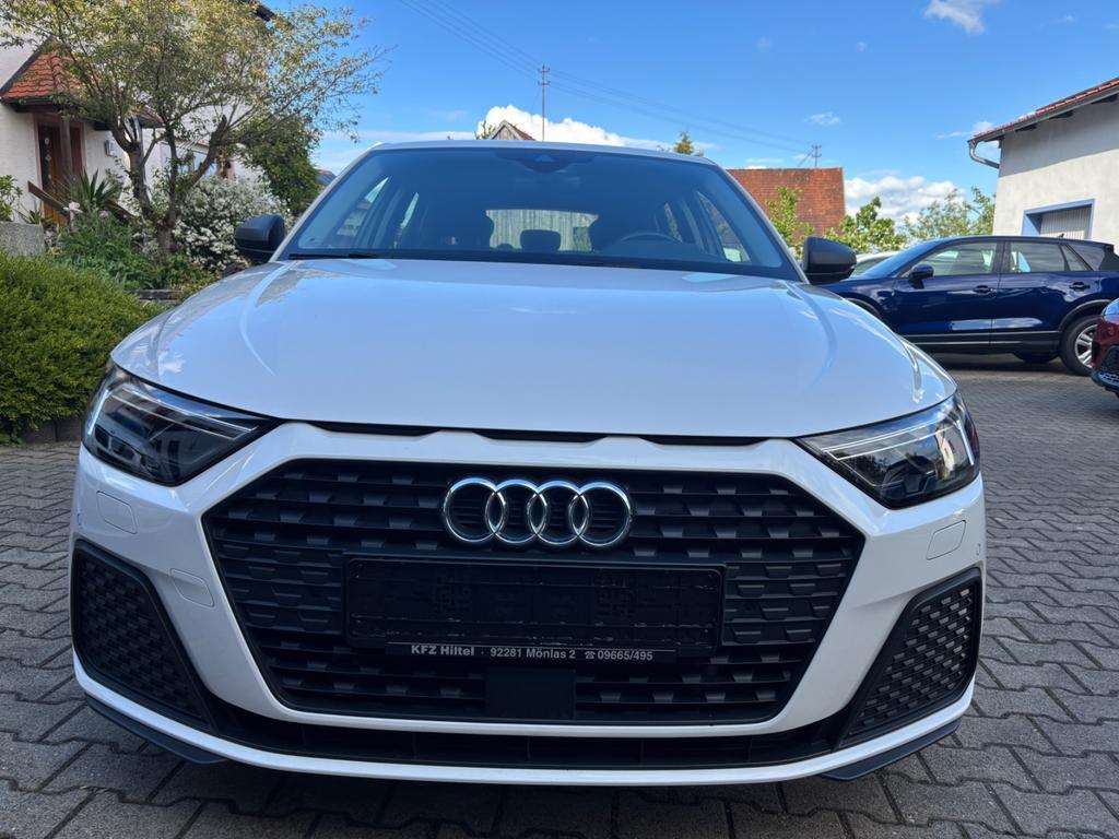 Audi A1 2023 Benzine