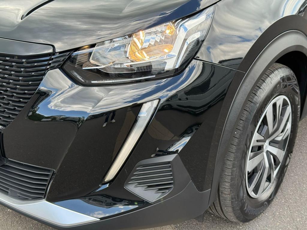 Peugeot e-2008