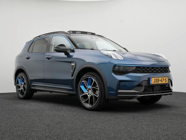 Lynk & Co 01