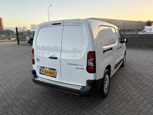 Toyota pro-ace