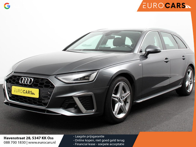 Audi A4 2022 Benzine