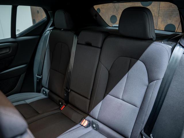 Volvo EX40