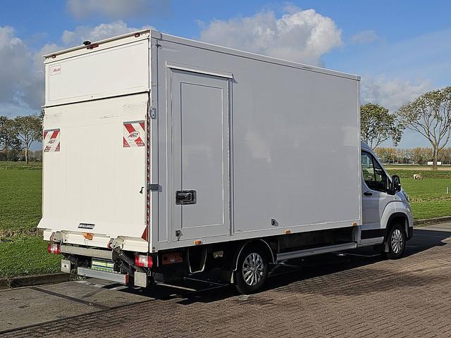 Maxus Deliver9