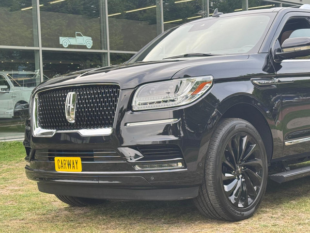 Lincoln Navigator