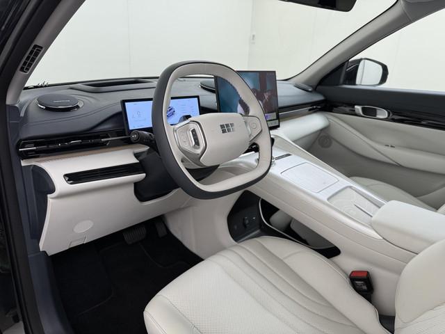Geely E5