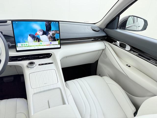 Geely E5