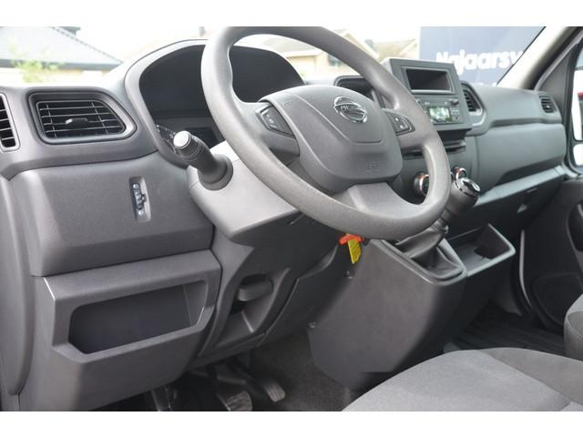 Nissan Interstar