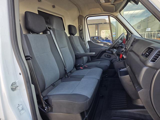 Nissan Interstar