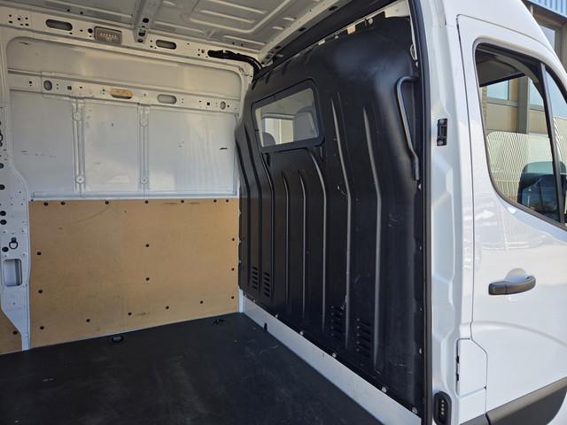Nissan Interstar