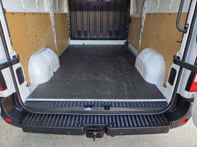 Nissan Interstar
