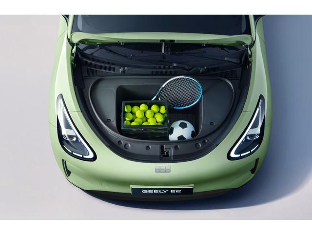 Geely E2