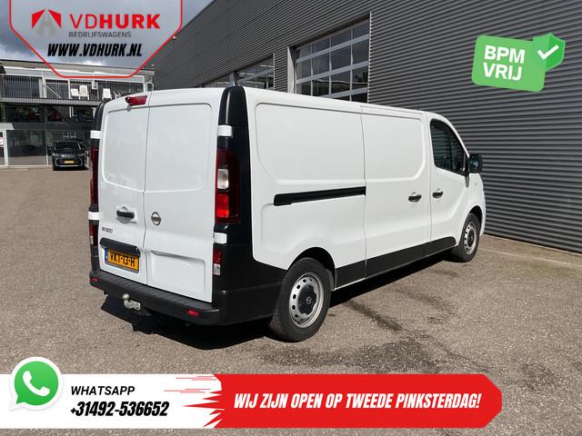 Nissan NV300
