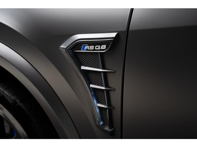 Audi RSQ8