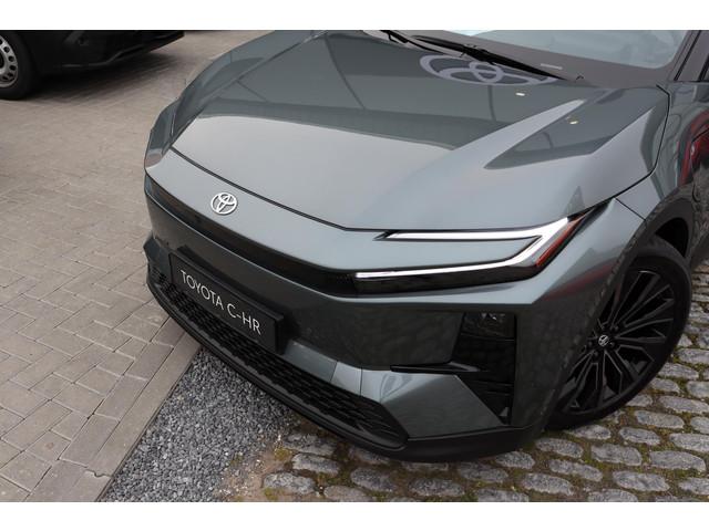 Toyota CHR +