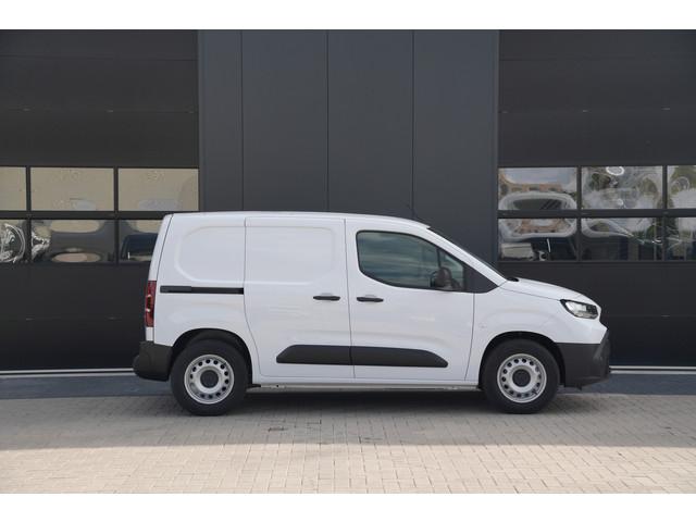 Toyota pro-ace