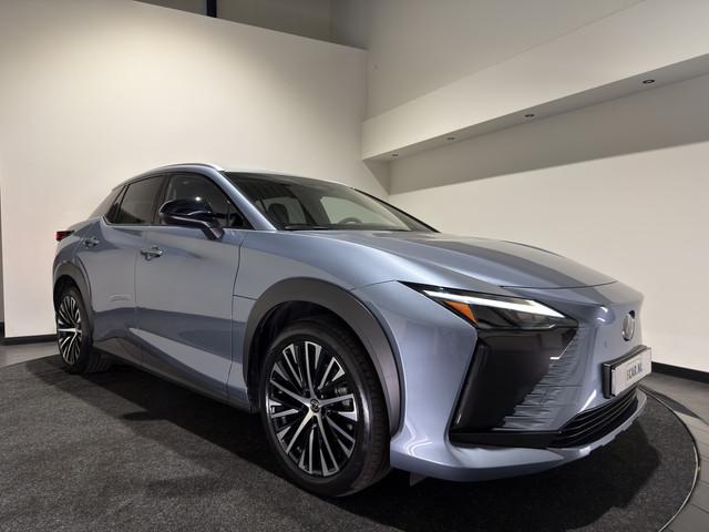 Lexus RZ