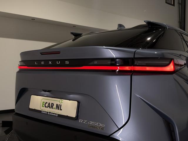 Lexus RZ