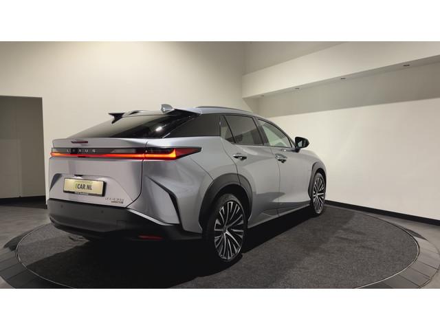 Lexus RZ