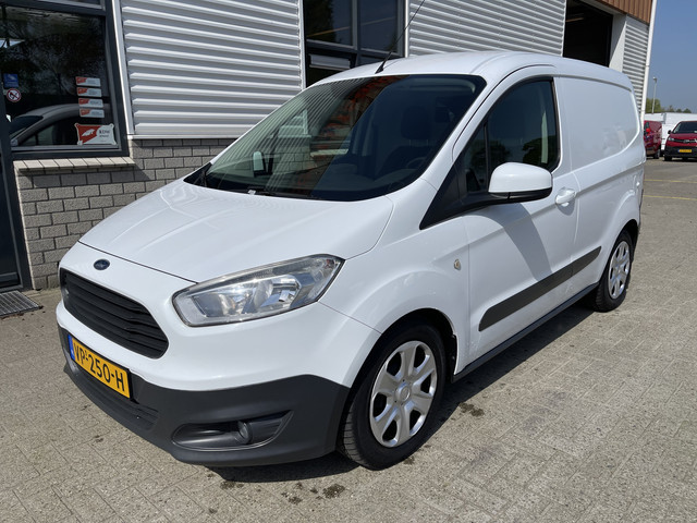 Ford Transit Courier