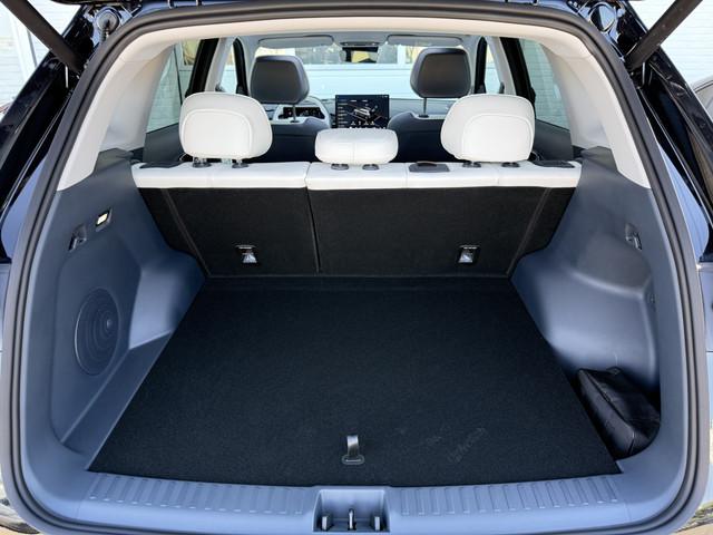 Geely E5