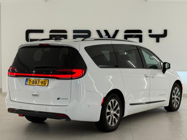 Chrysler Pacifica