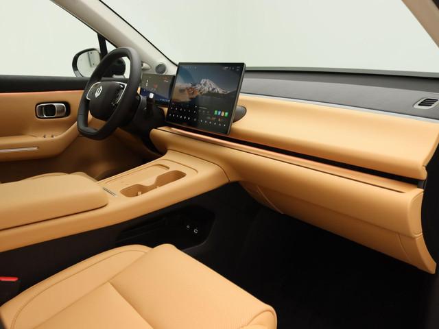 Leapmotor C10