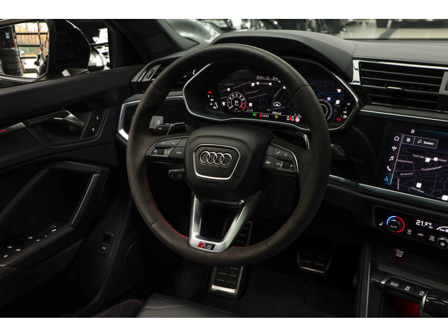 Audi RSQ3