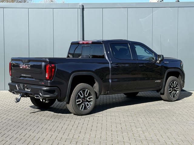 GMC Sierra