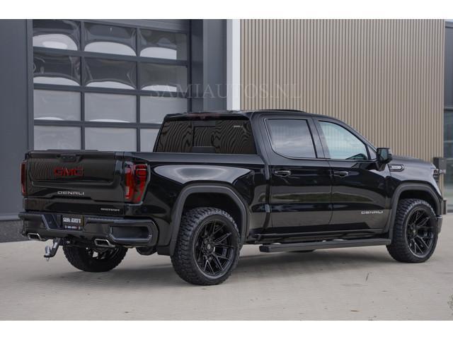 GMC Sierra