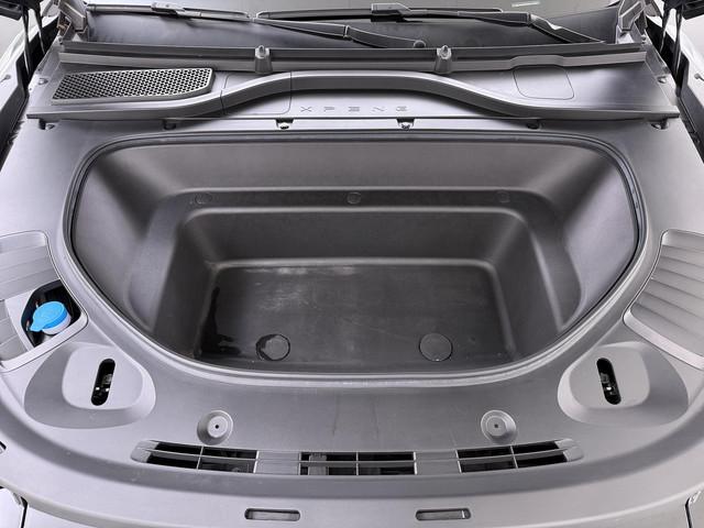 Xpeng G9