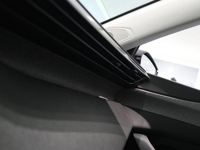Peugeot E-308