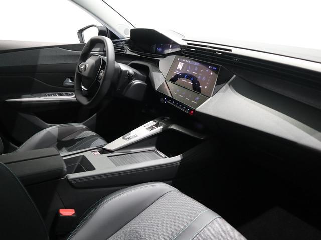 Peugeot E-308