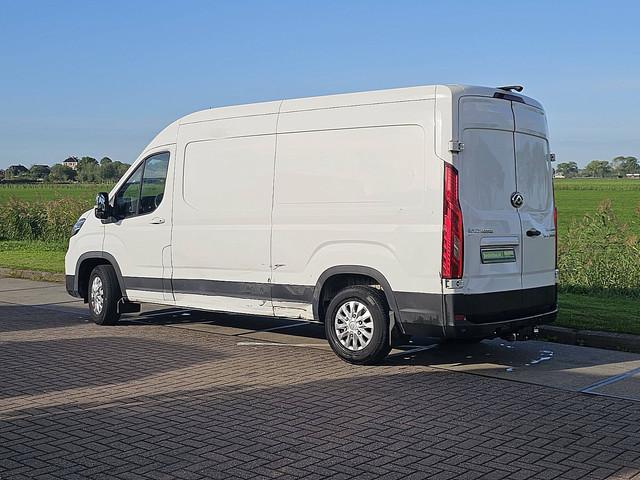 Maxus Deliver9