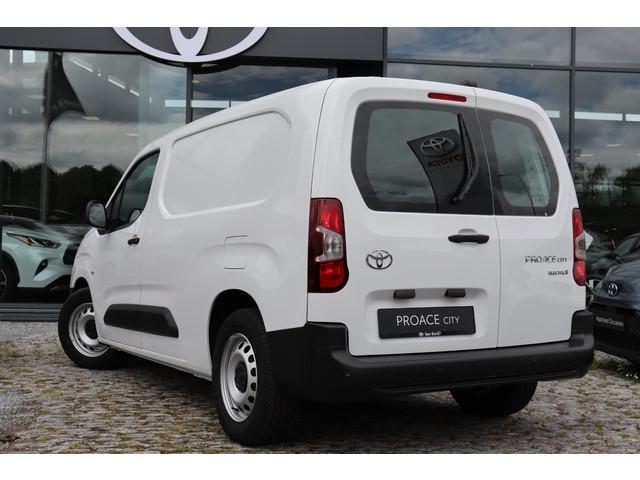 Toyota pro-ace
